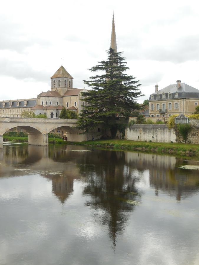 Hotel De L'Abbaye 생-사뱅 외부 사진